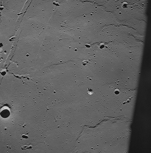 Apollo_11_-_Apollo_11_Mission_image_-_CSM_over_the_Sea_of_Tranquility_-_NARA_-_16683415